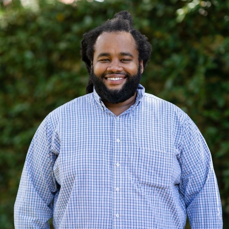 Deshawn Wellons headshot